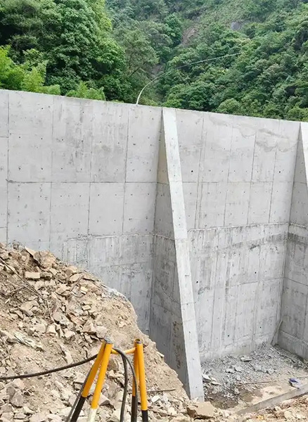 常州钟楼区重力式挡土墙
